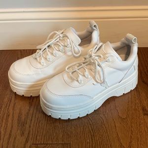 Princess Polly Windsor Smith Lux White Chunky Platform Sneakers